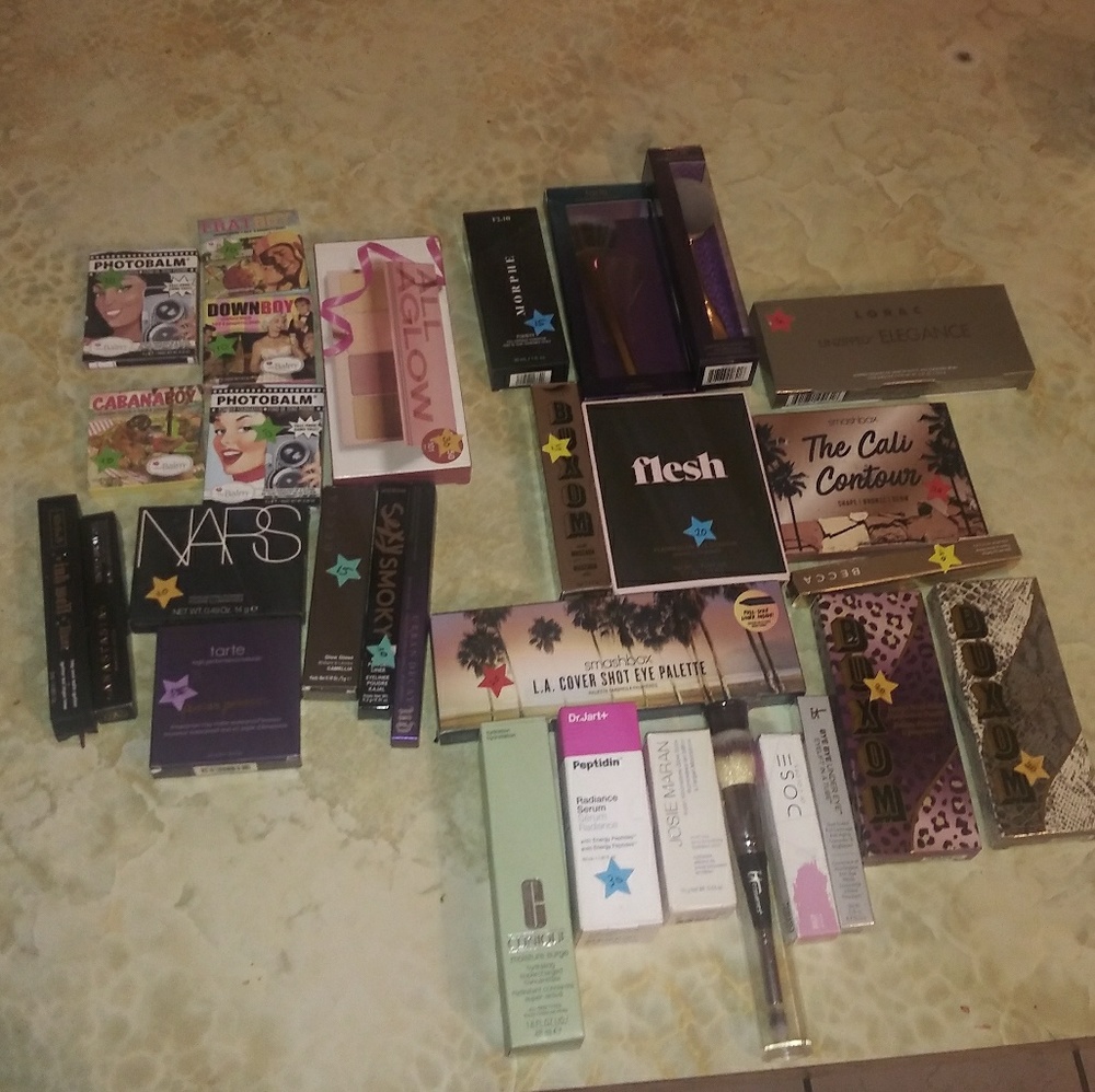 Makeup makeup! Interested in something let me know